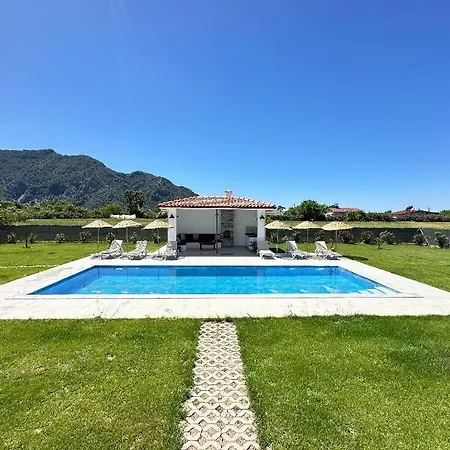 Luxury With Private Pool And Large Garden In Dalyan * Ortaca (Mugla)