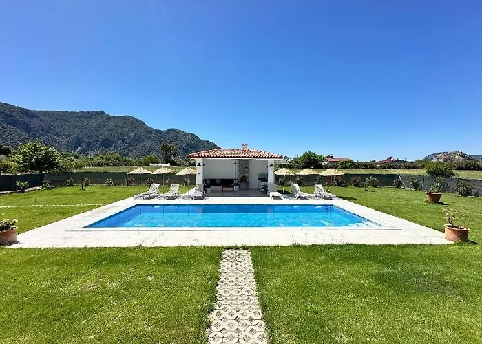 Luxury With Private Pool And Large Garden In Dalyan * Ortaca (Mugla)