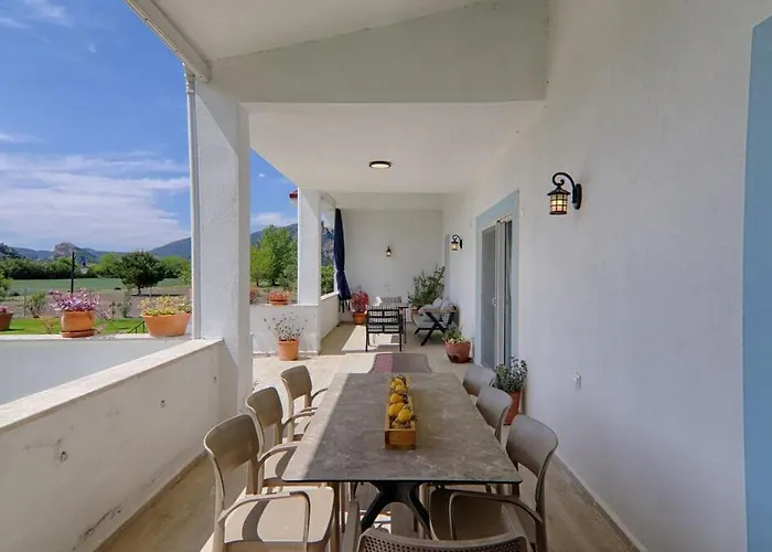 Luxury With Private Pool And Large Garden In Dalyan Villa