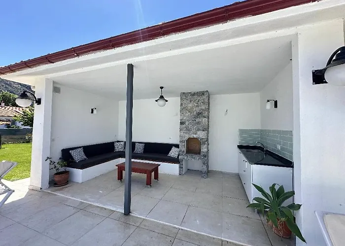 Villa Luxury With Private Pool And Large Garden In Dalyan *