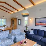 Villa Luxury With Private Pool And Large Garden In Dalyan