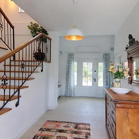 Luxury With Private Pool And Large Garden In Dalyan Villa