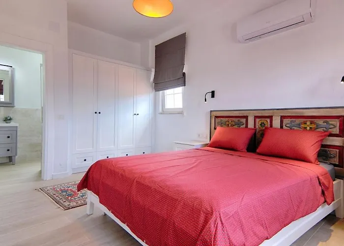 Luxury With Private Pool And Large Garden In Dalyan Ortaca (Mugla)